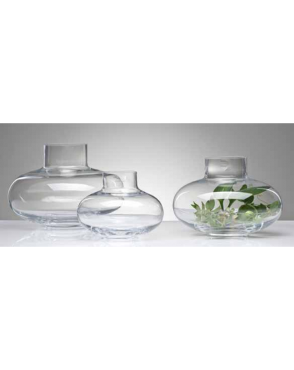 Clear Bellied Vase M (cold cut) - H22 D29