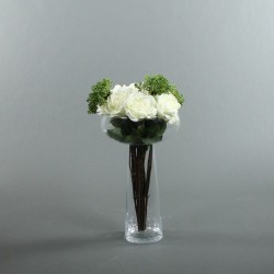 Coupe M clear - Bouquet de roses blanc, Skimmia